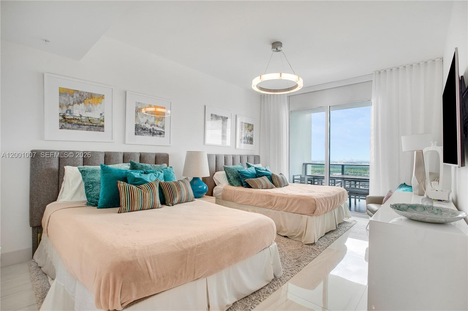 17111 Biscayne Blvd 2008 photo 15