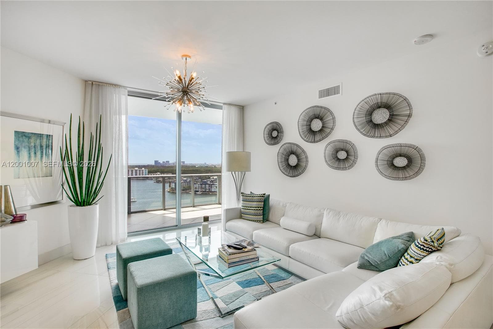 17111 Biscayne Blvd 2008 photo 4