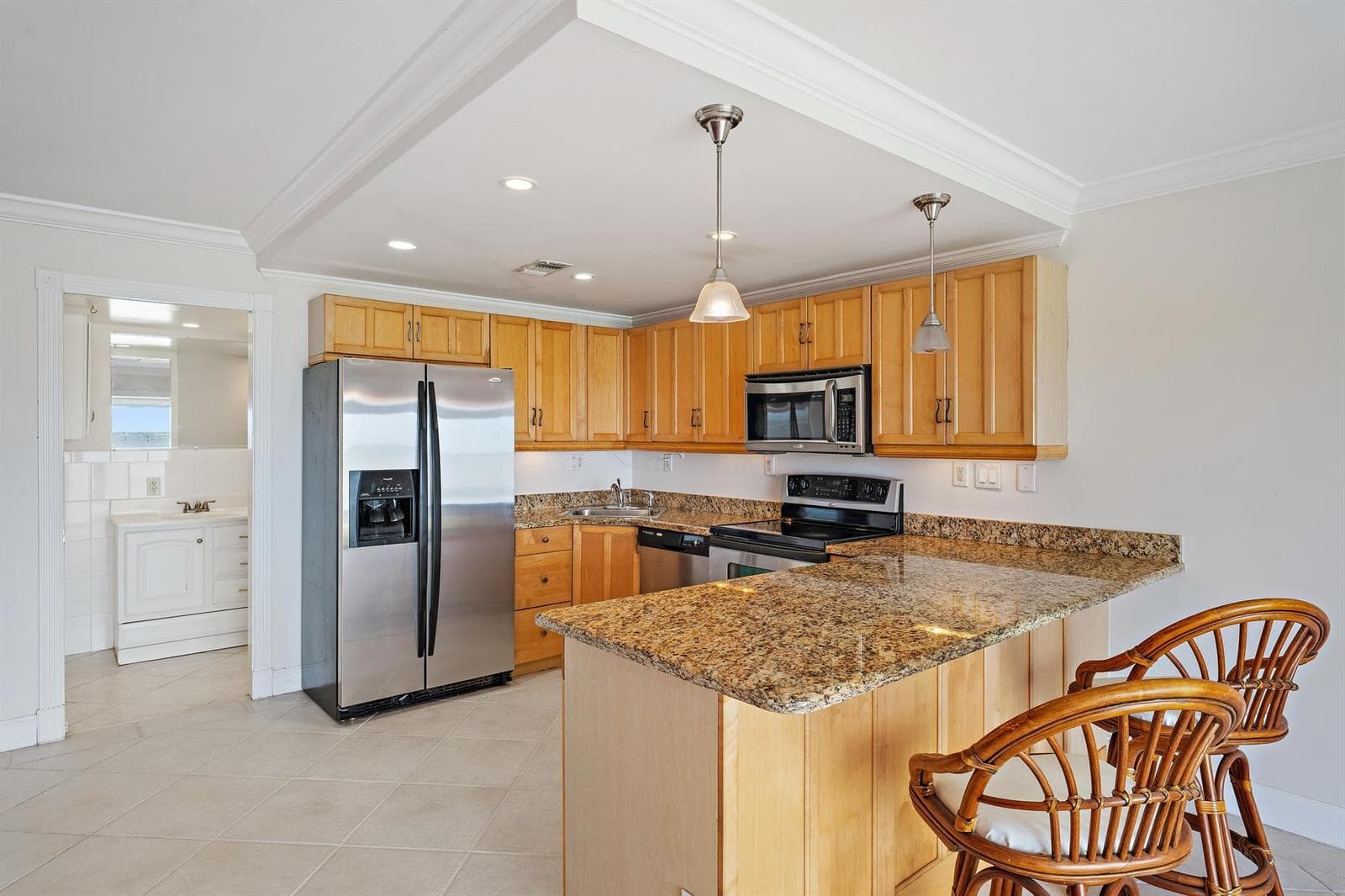 400 Wilma Circle 108 photo 4
