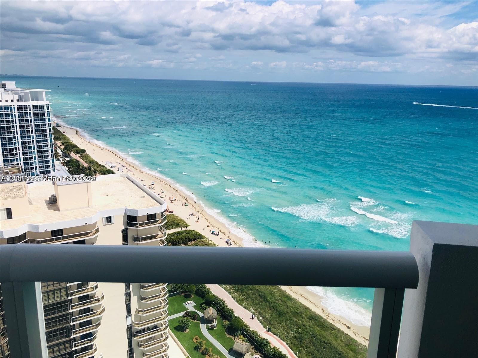 6365 Collins Ave 2710 photo 2