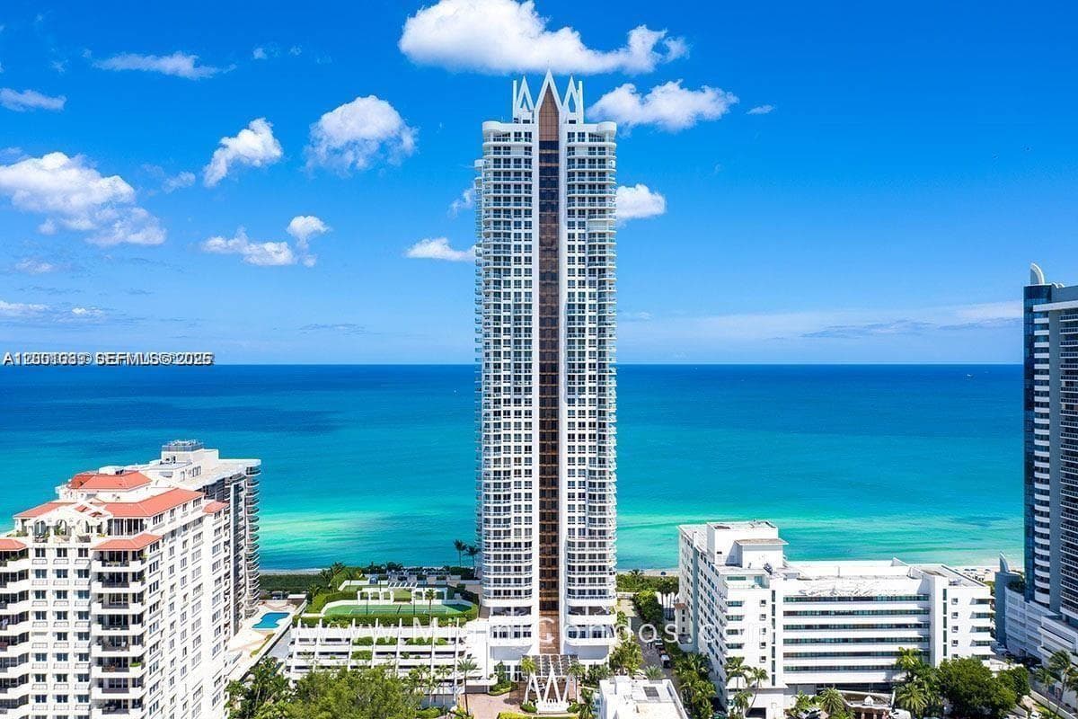 6365 Collins Ave 2710 photo 1