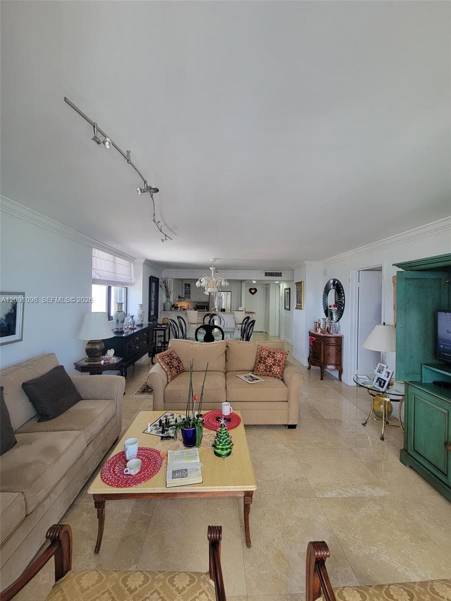 2625 Collins Ave 1601 photo 6