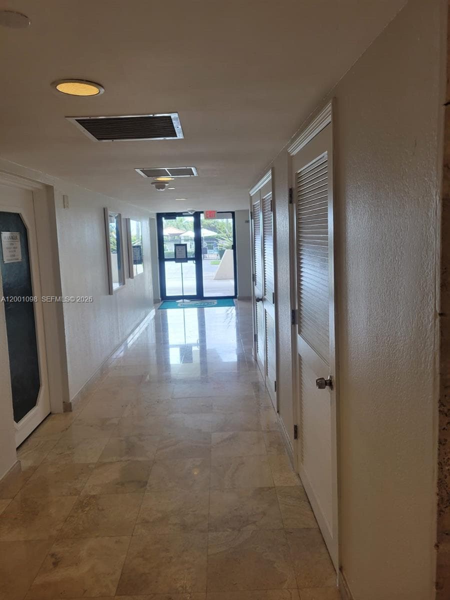 2625 Collins Ave 1601 photo 25