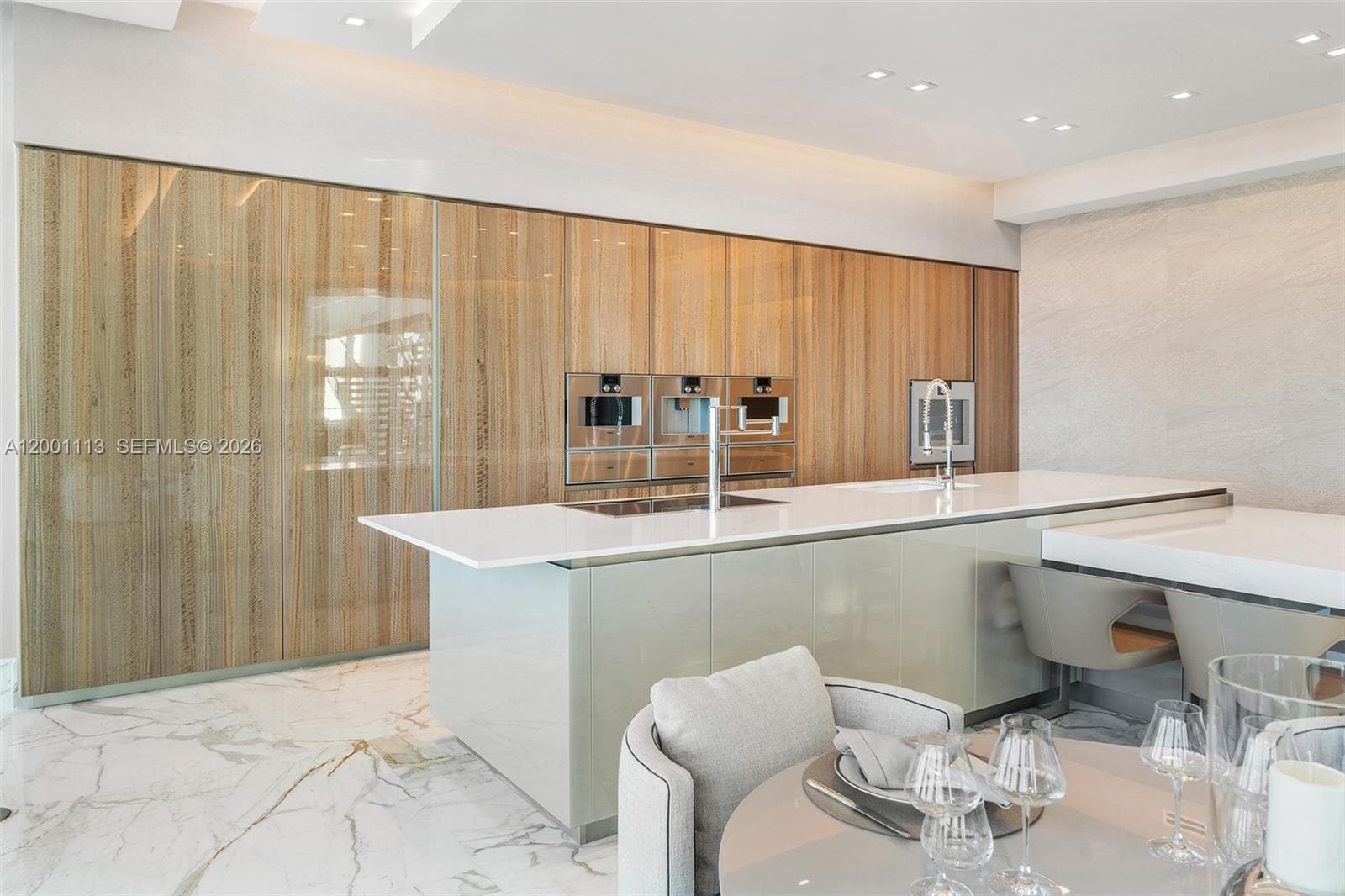 17475 Collins Ave PH3201 photo 19