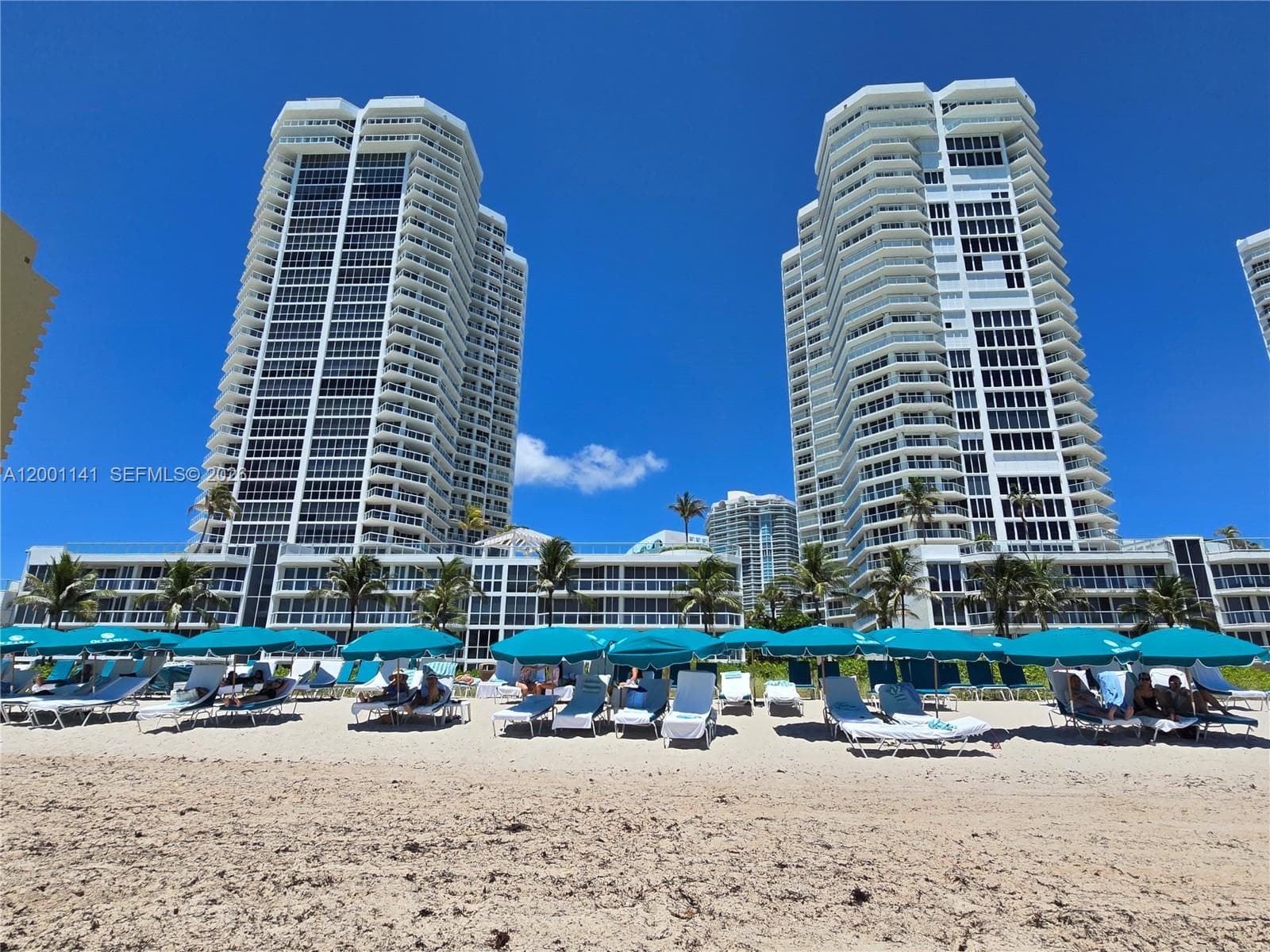 16485 Collins Ave 932 photo 23