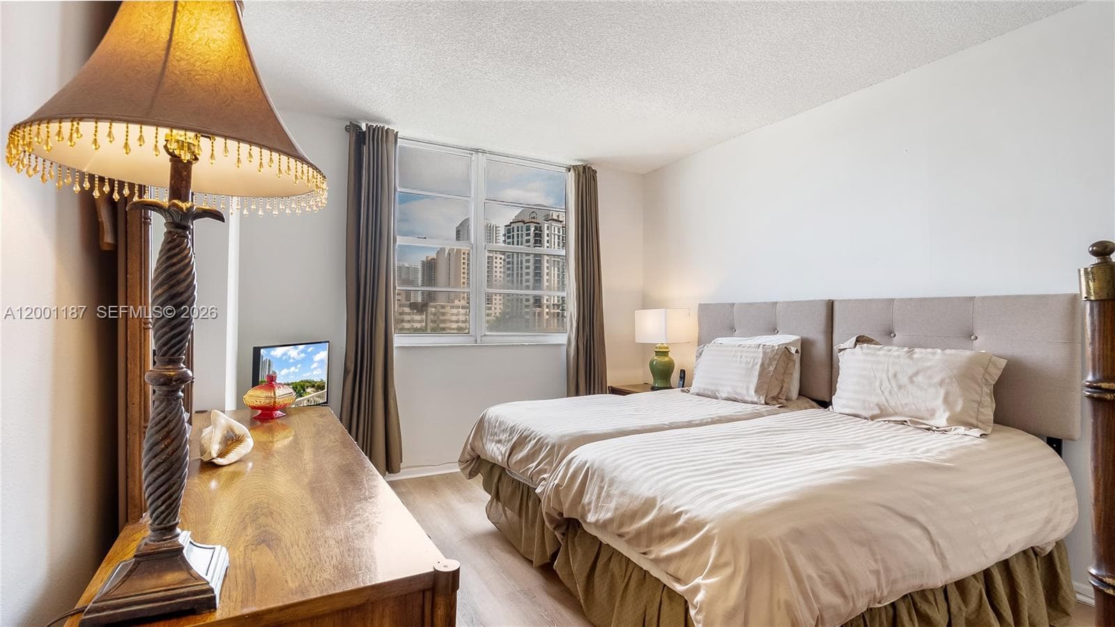 300 Bayview Dr 315 photo 21