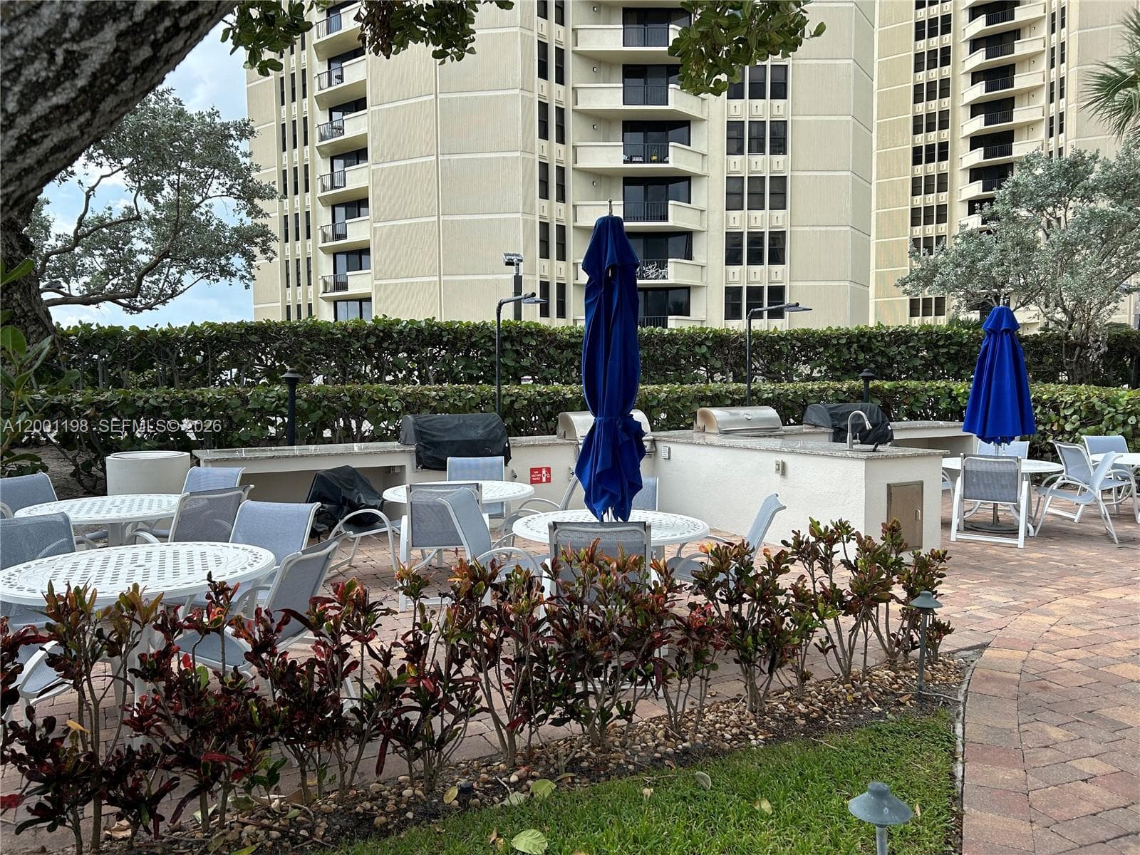 3000 Ocean Dr 20F photo 23