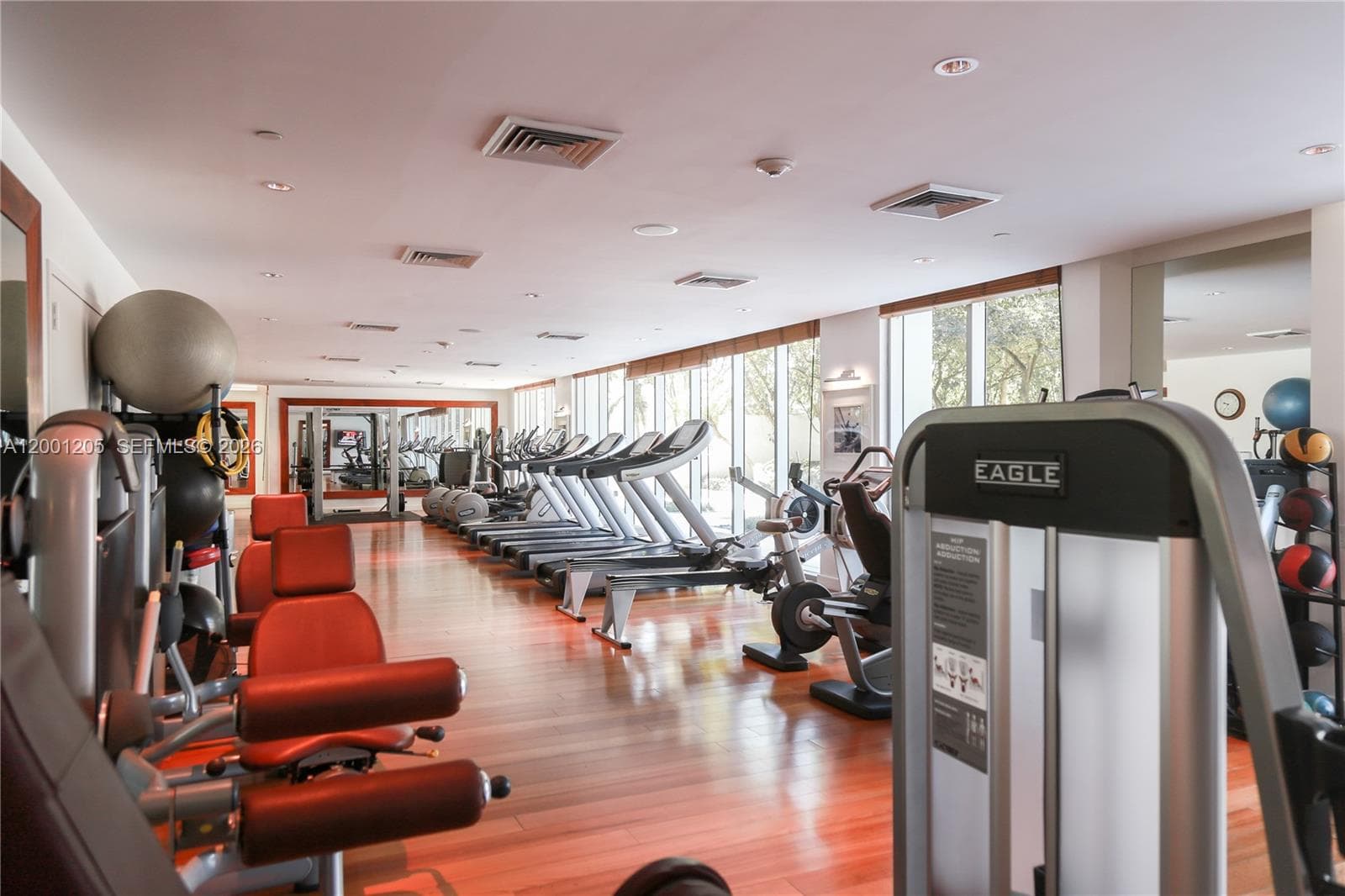 2627 Bayshore Dr 906 photo 6