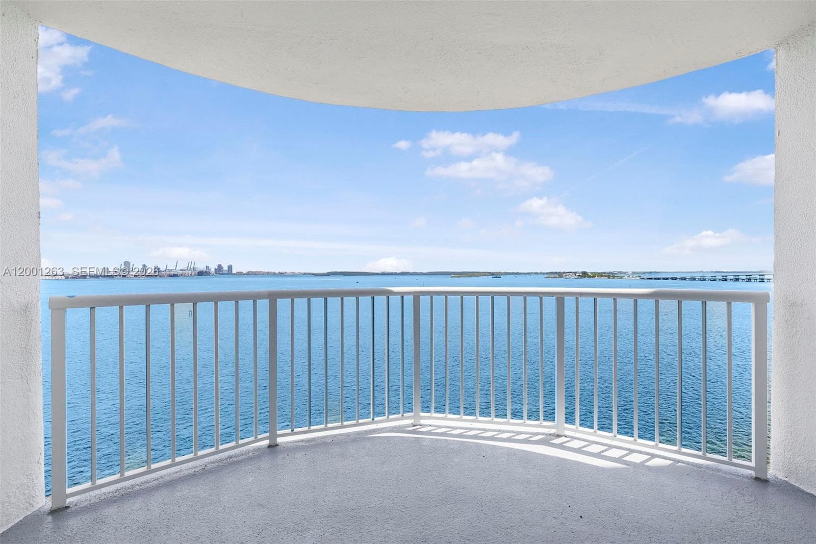 1420 Brickell Bay Dr 1401A photo 2