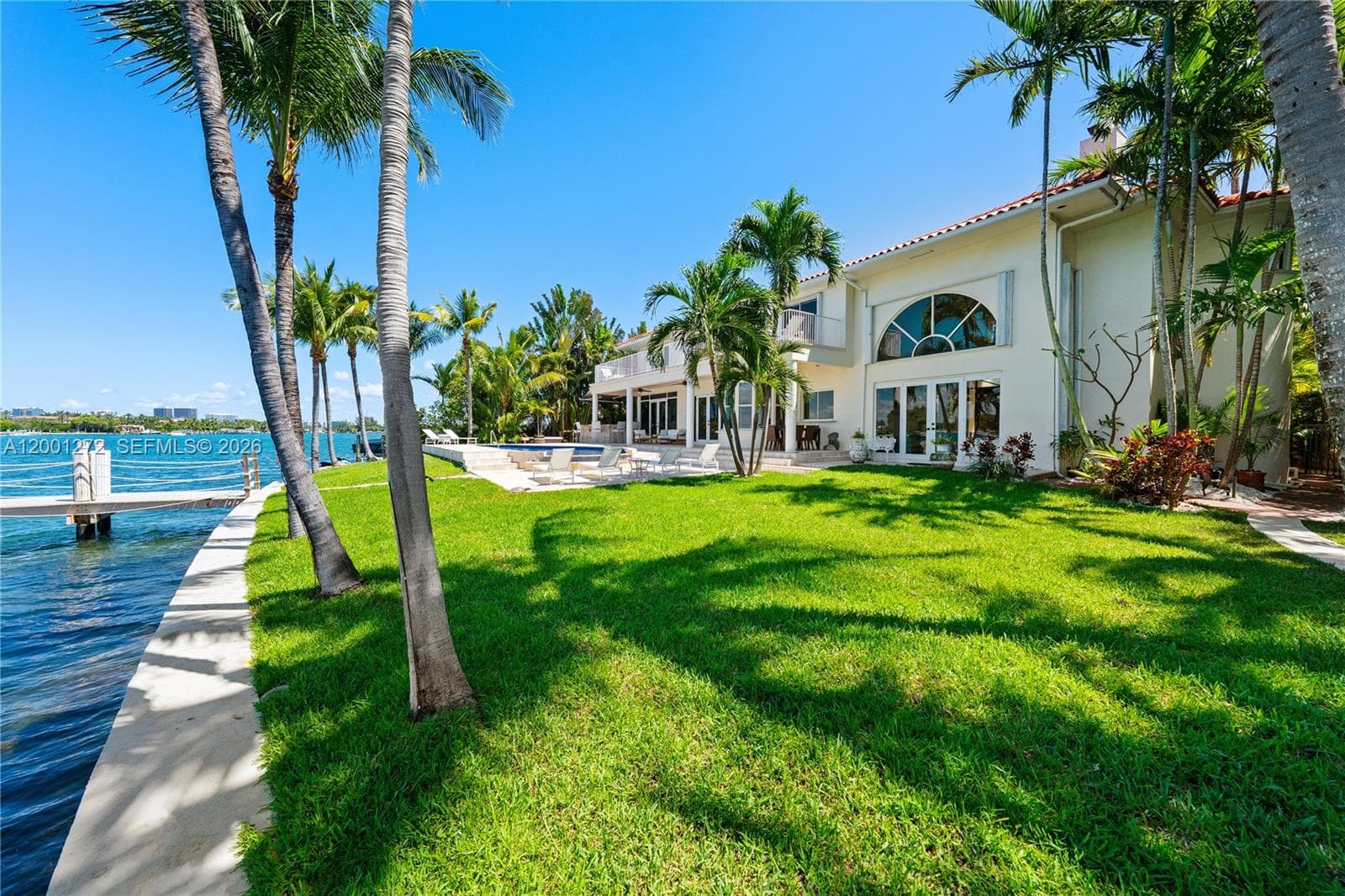 1575 Stillwater Dr photo 14