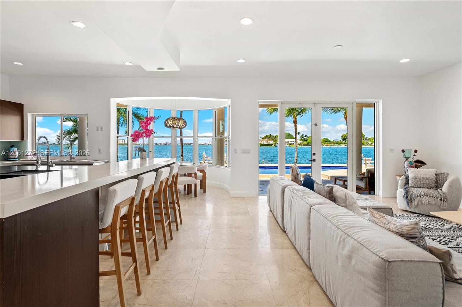 1575 Stillwater Dr photo 8