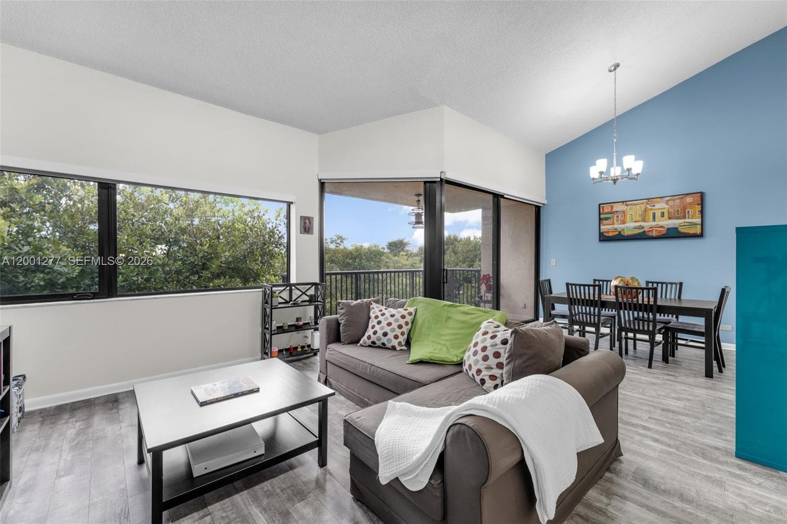 6701 116th Ct 406 photo 1
