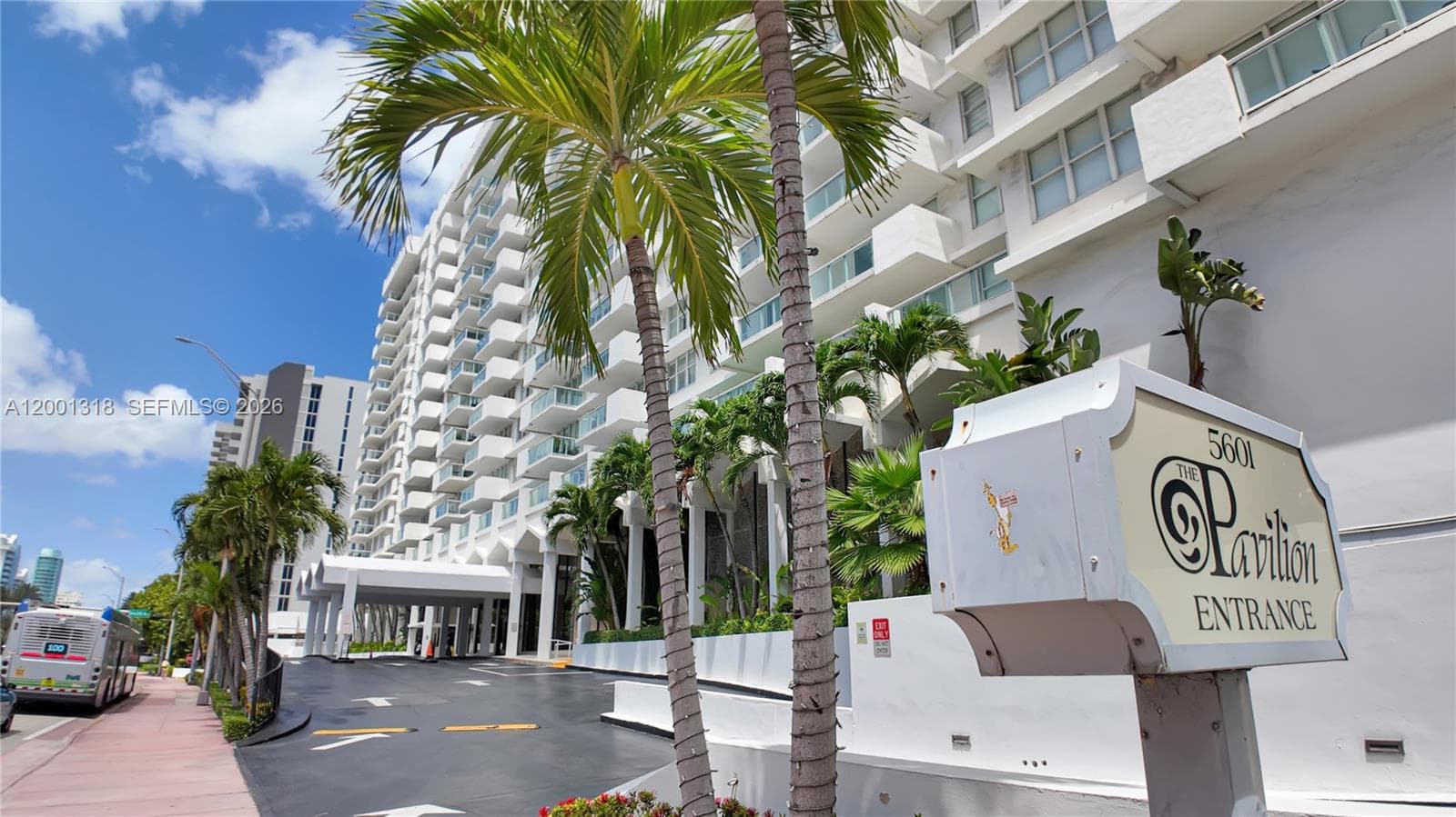 5601 Collins Ave 711 photo 25