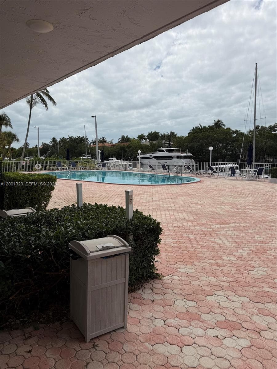 100 Edgewater Dr 127 photo 2