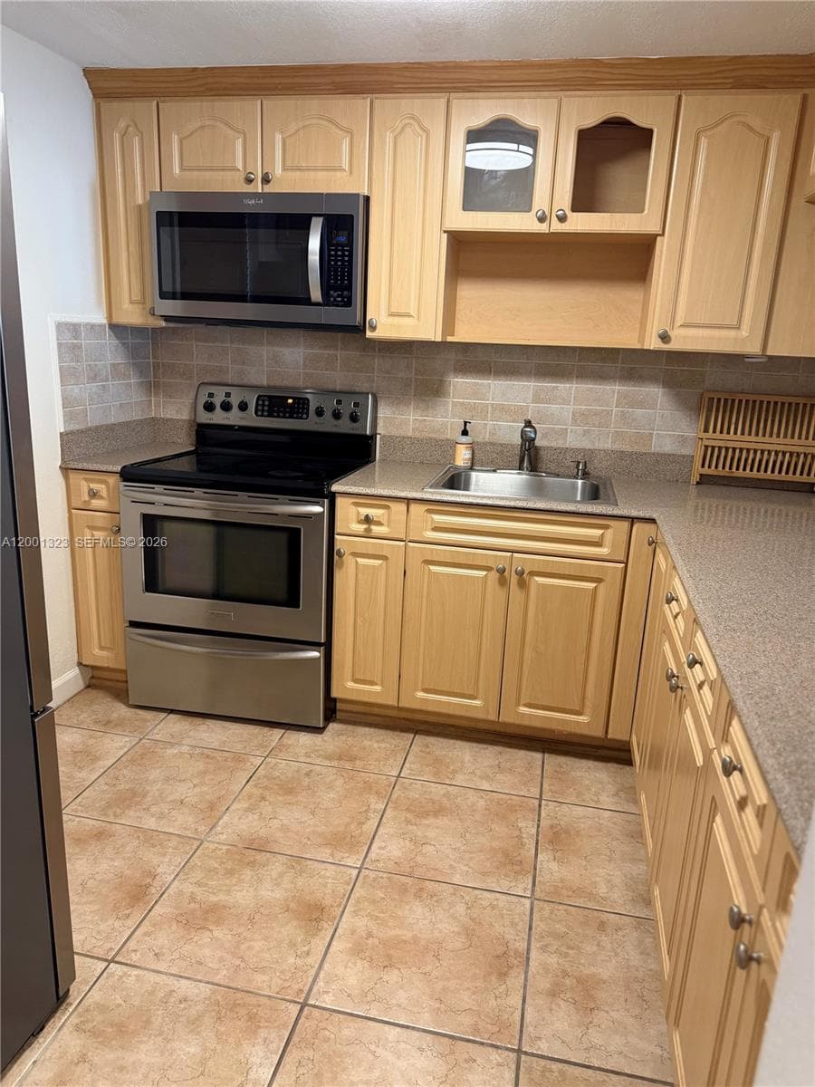 100 Edgewater Dr 127 photo 5