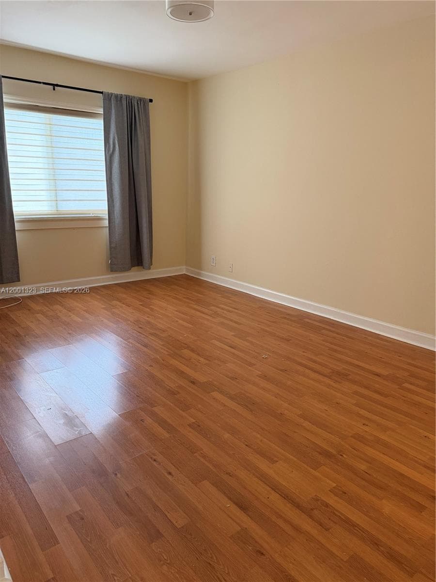 100 Edgewater Dr 127 photo 9