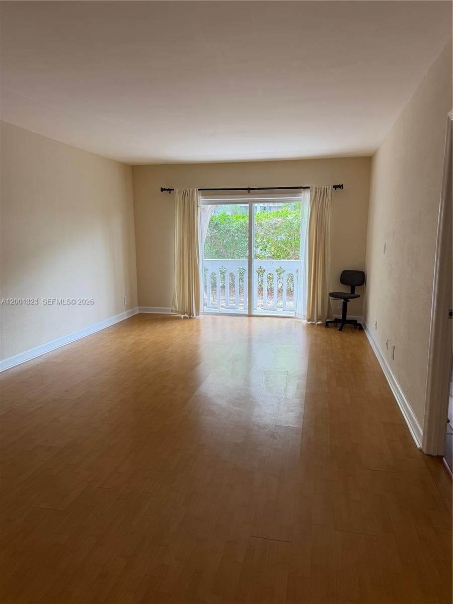 100 Edgewater Dr 127 photo 14