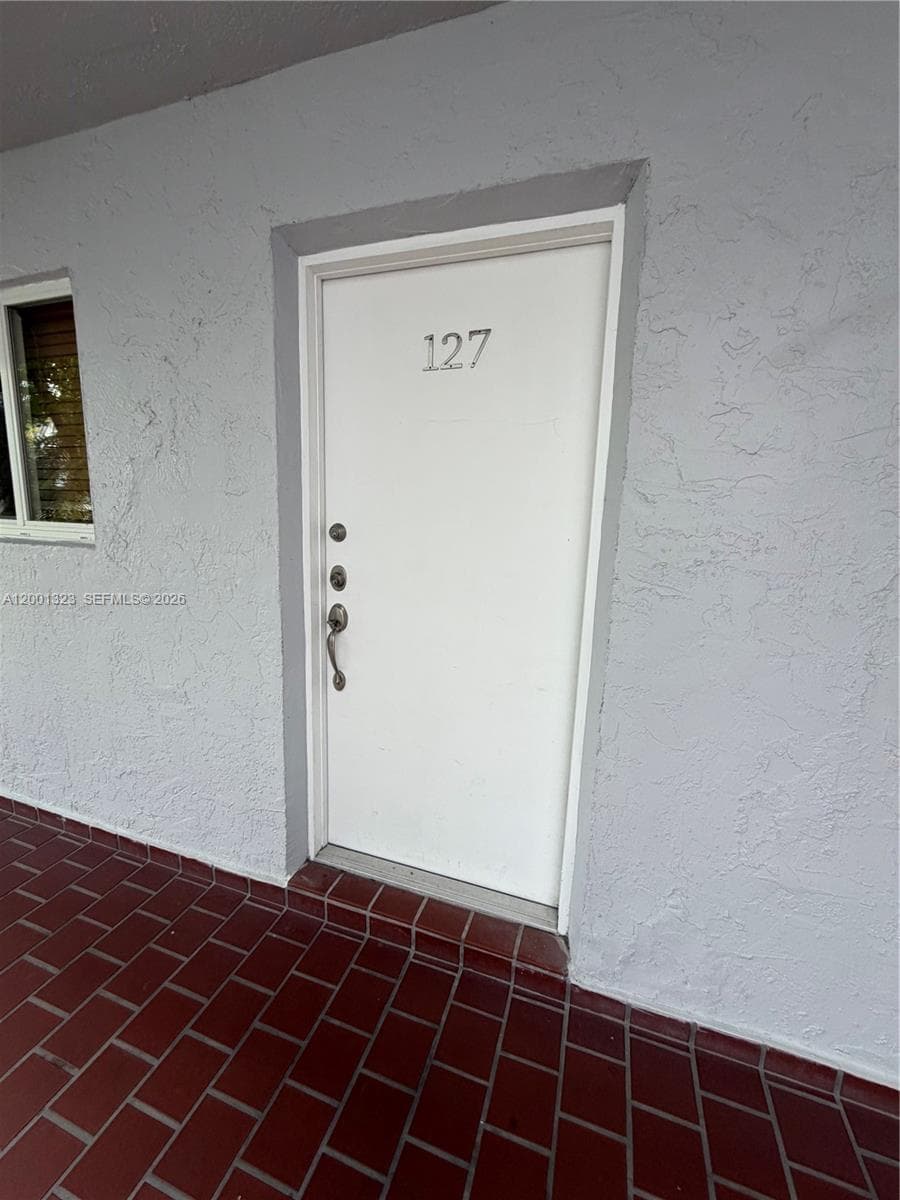 100 Edgewater Dr 127 photo 4