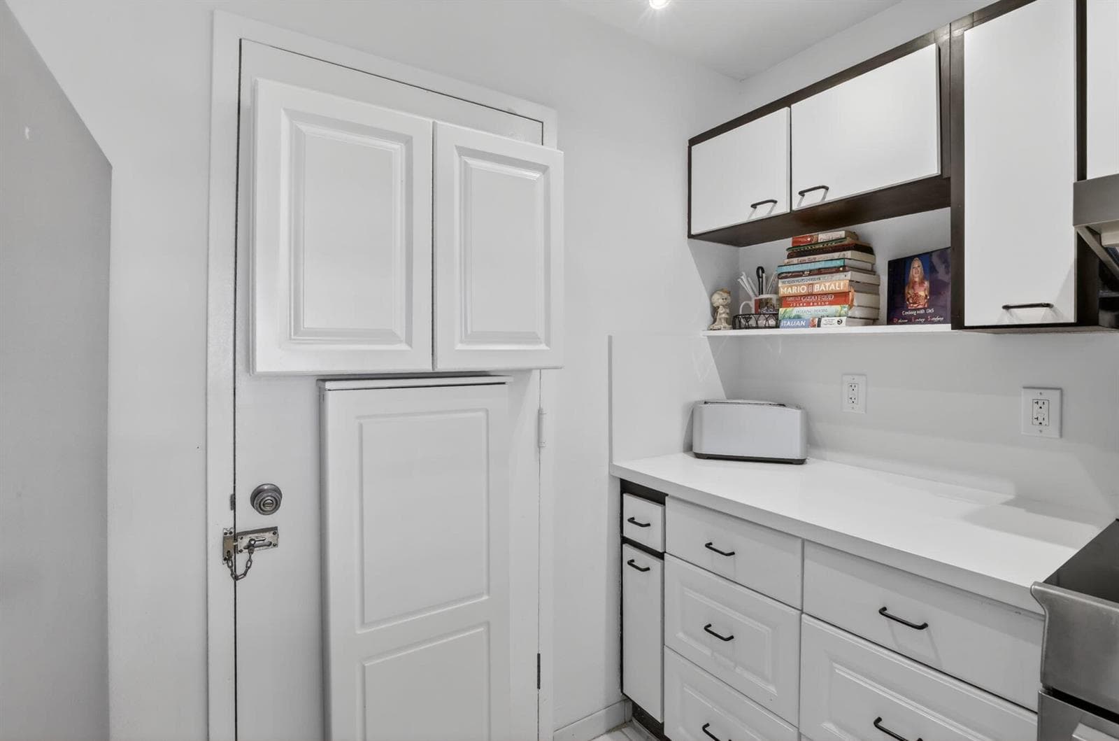 1160 N Federal Highway 517 photo 5