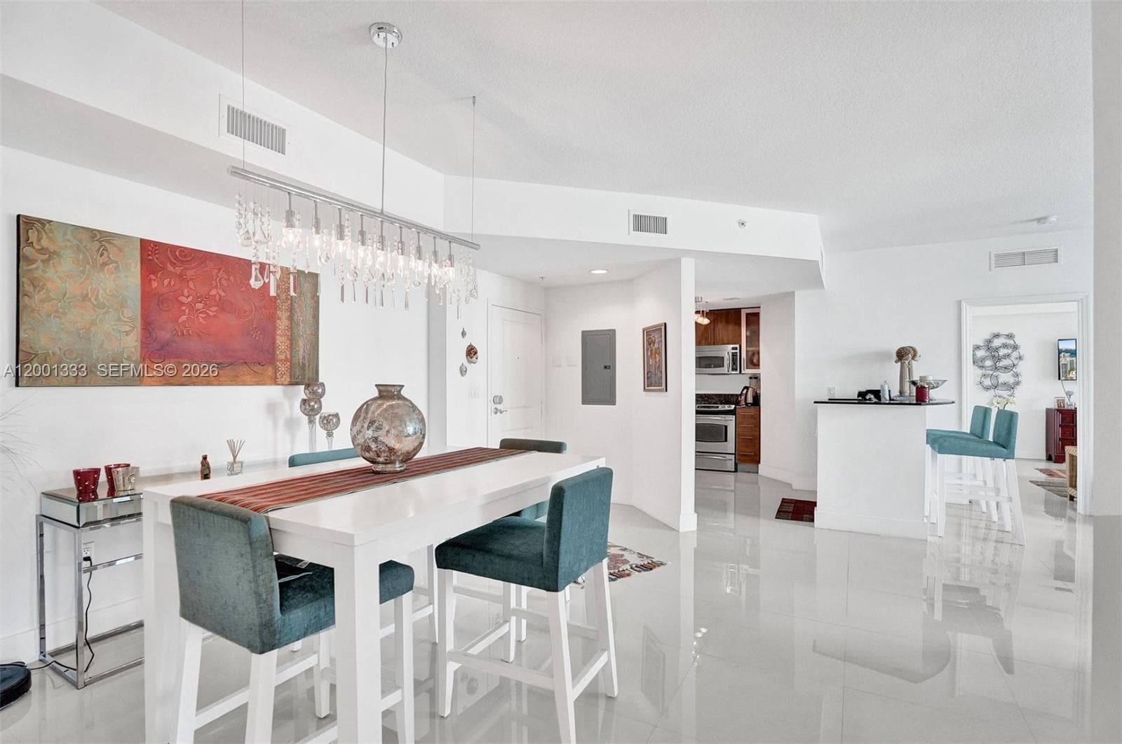 7900 Harbor Island Dr 704 photo 6