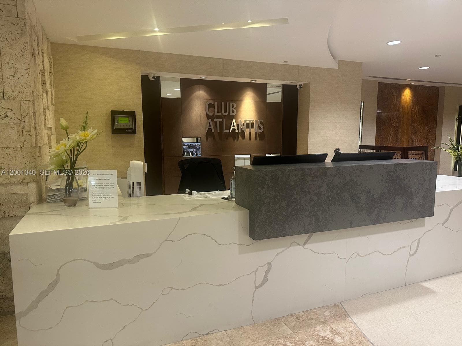 2555 Collins Ave 711 photo 20