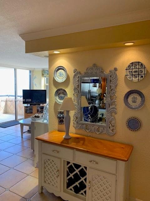 2555 Collins Ave 711 photo 9