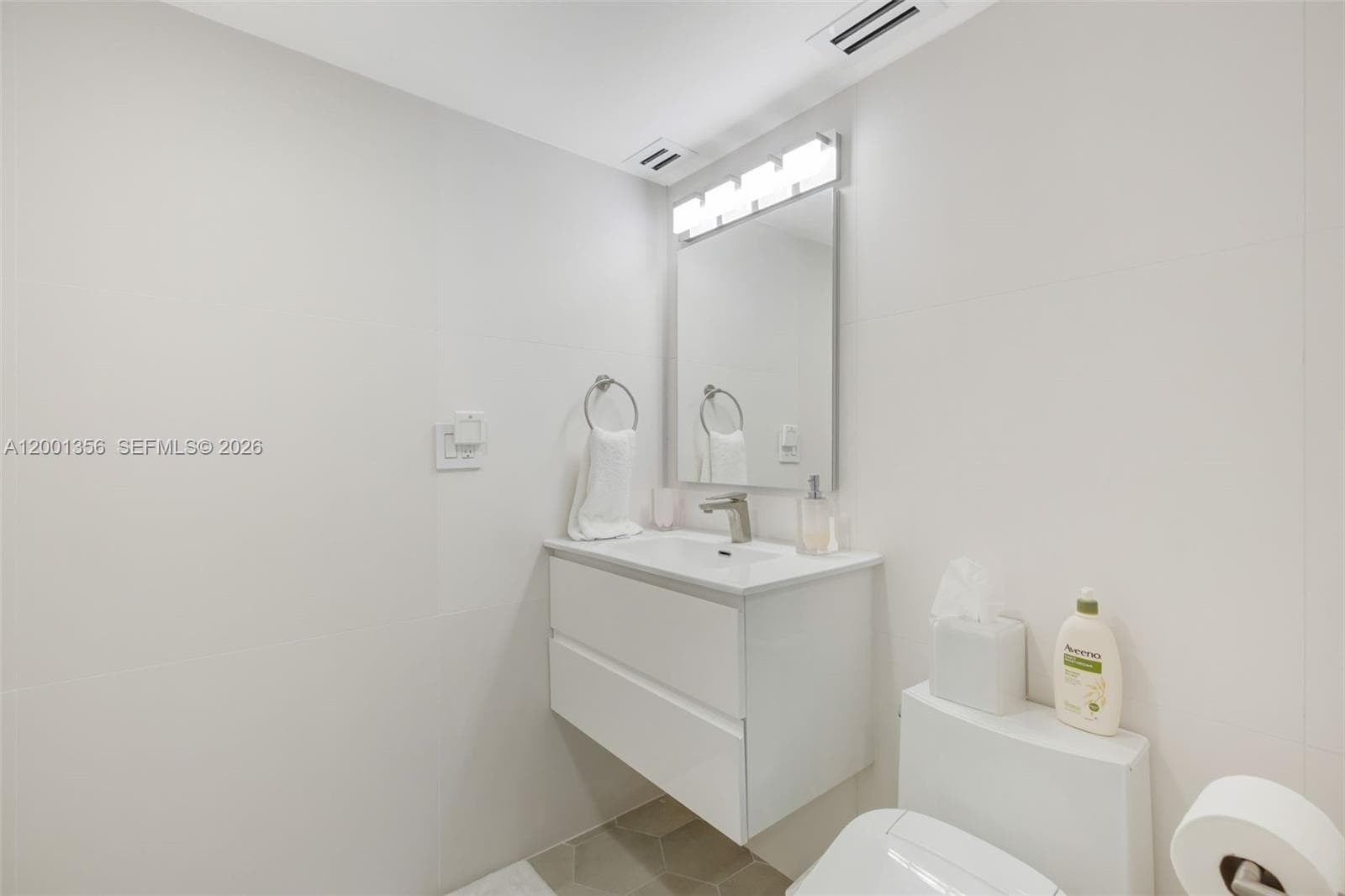 9511 Collins Ave 1210 photo 12