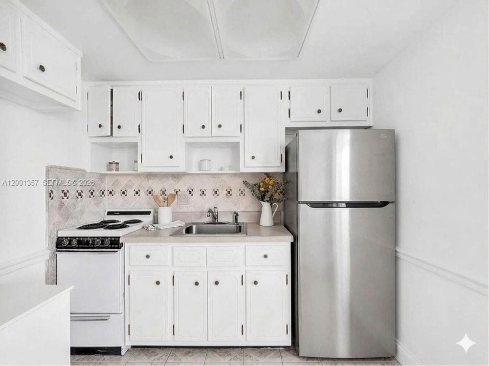 2430 135th St 300 photo 2