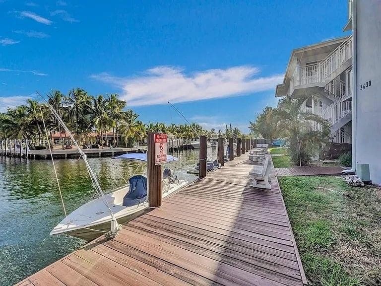 2430 135th St 300 photo 11