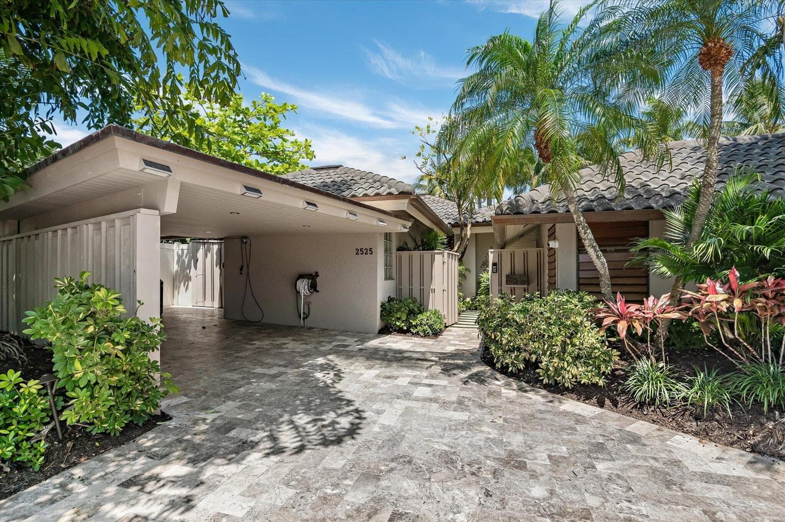 2525 Barcelona Drive photo 12