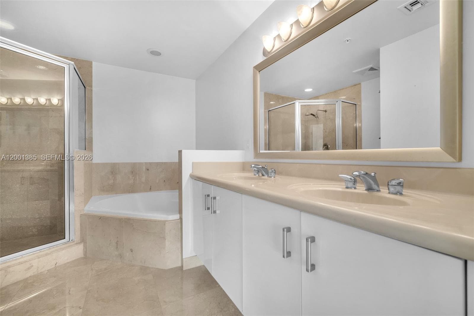 7900 Harbor Island Dr 1101 photo 12