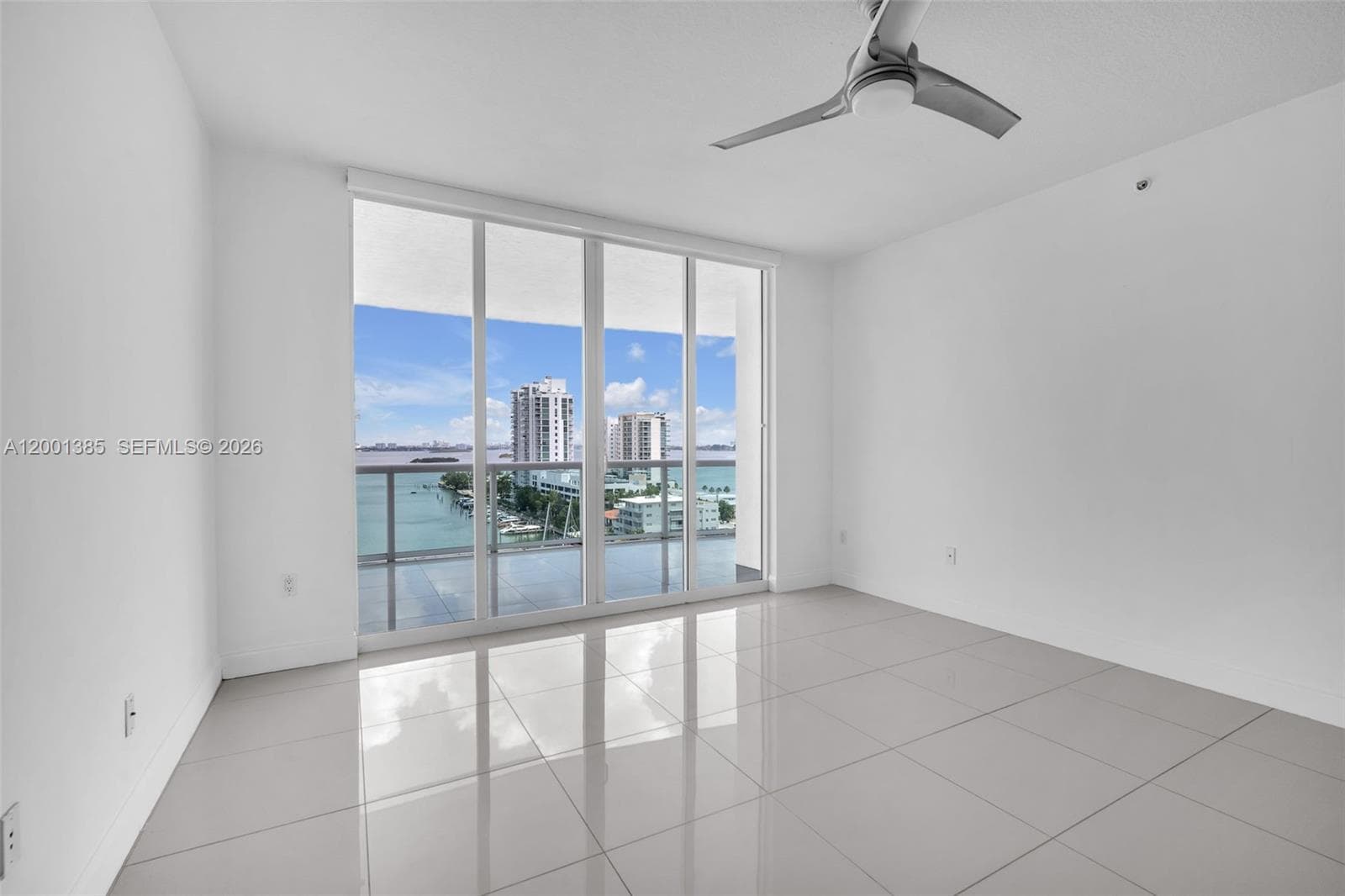 7900 Harbor Island Dr 1101 photo 5