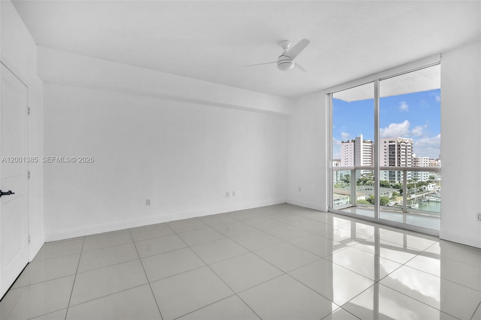 7900 Harbor Island Dr 1101 photo 9