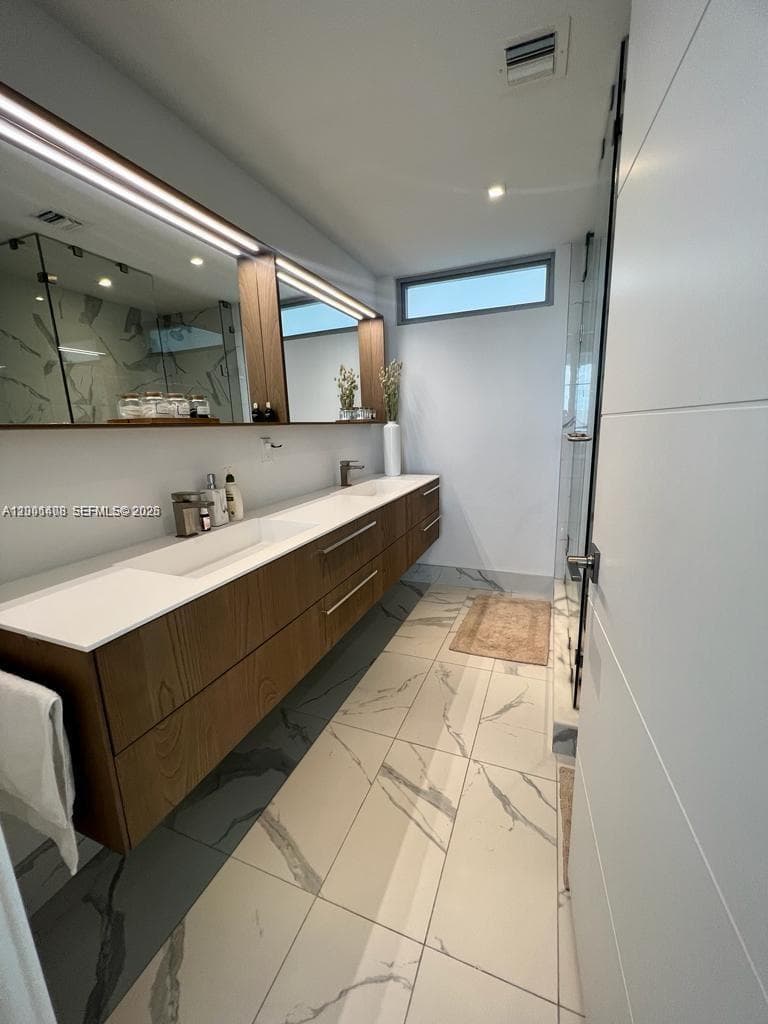 9521 Bay Harbor Dr 801 photo 23