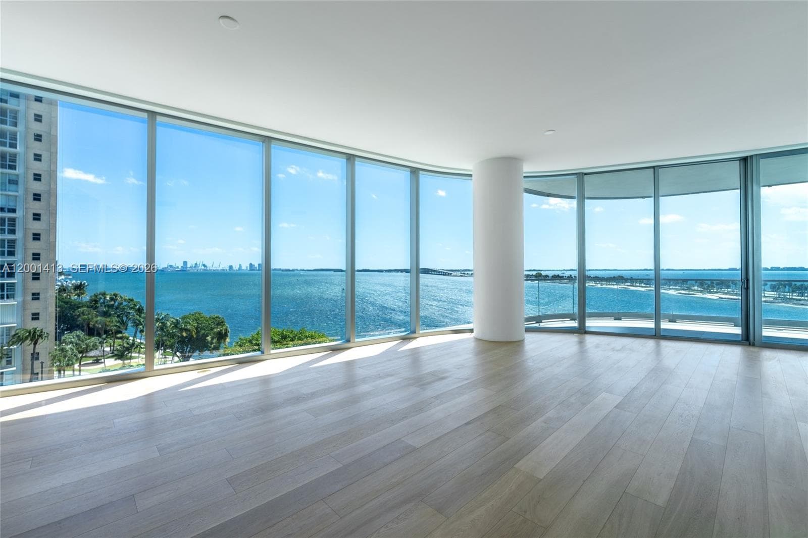 175 25 Rd 501 photo 10