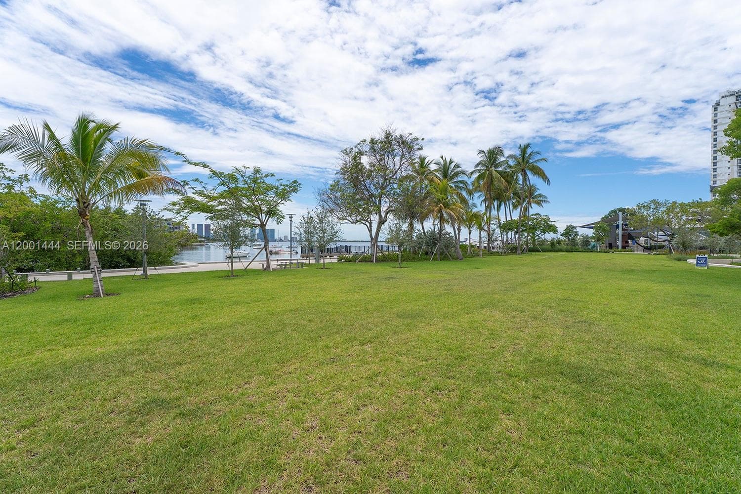 1670 lincoln Ct PH-E photo 22