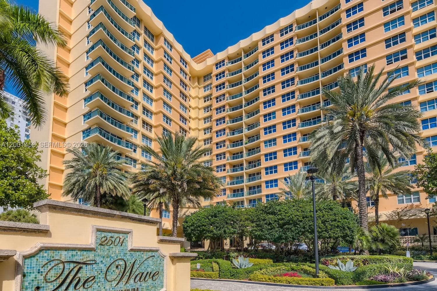 2501 Ocean Dr 308 (AVAILABLE MAY 20) photo 11