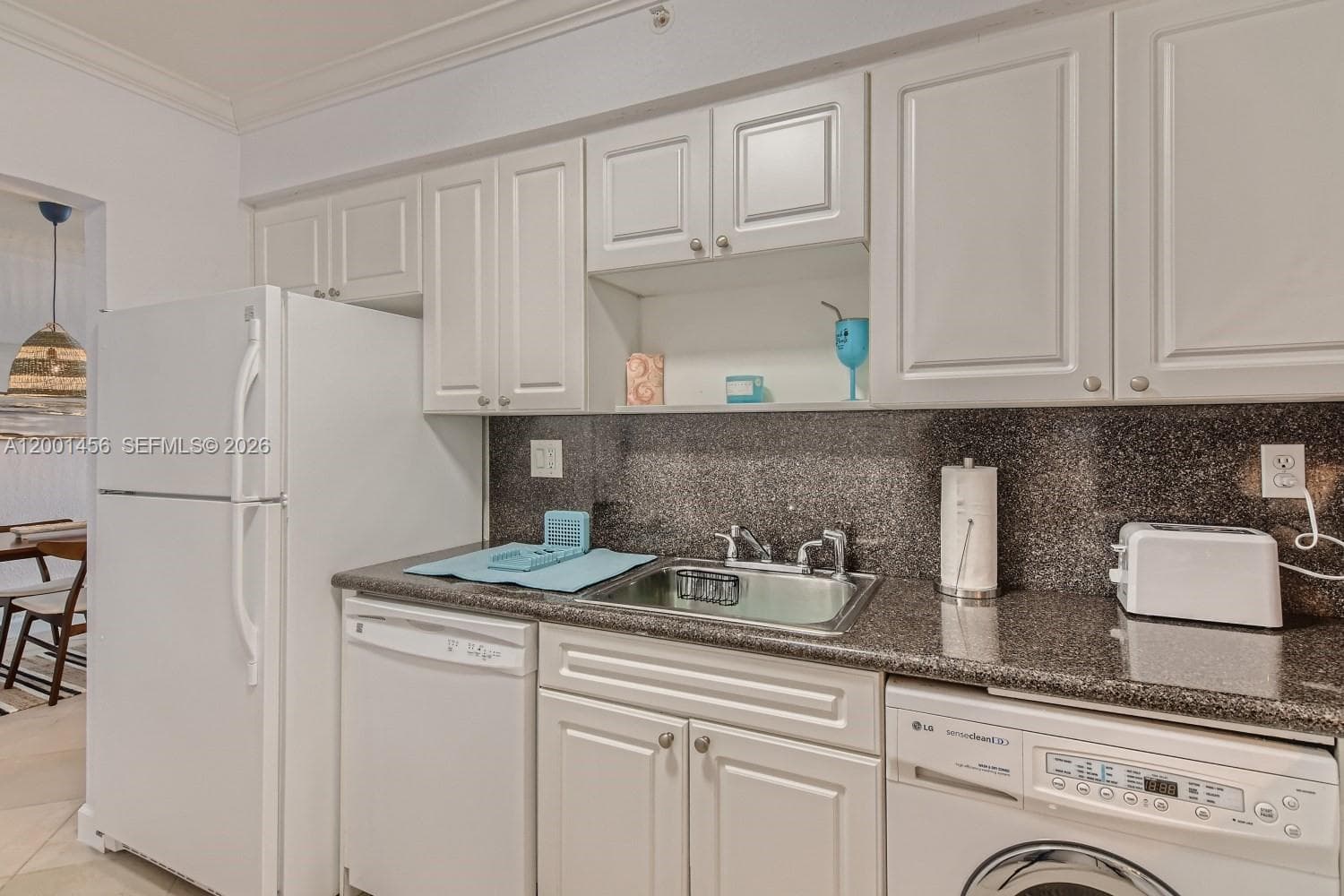 2501 Ocean Dr 308 (AVAILABLE MAY 20) photo 4