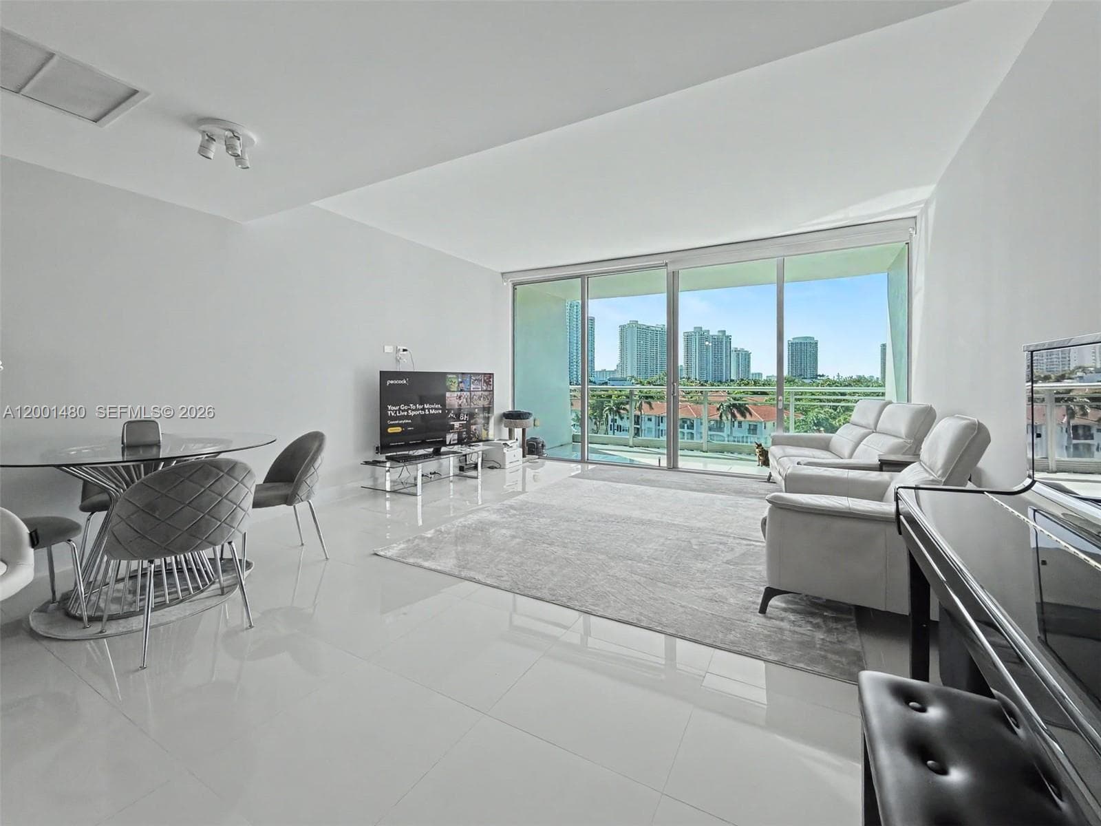 2950 188th St 435 photo 3