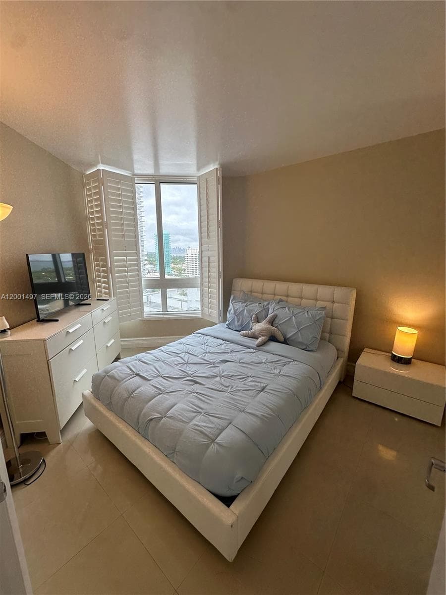 6365 Collins Ave 1703 photo 13