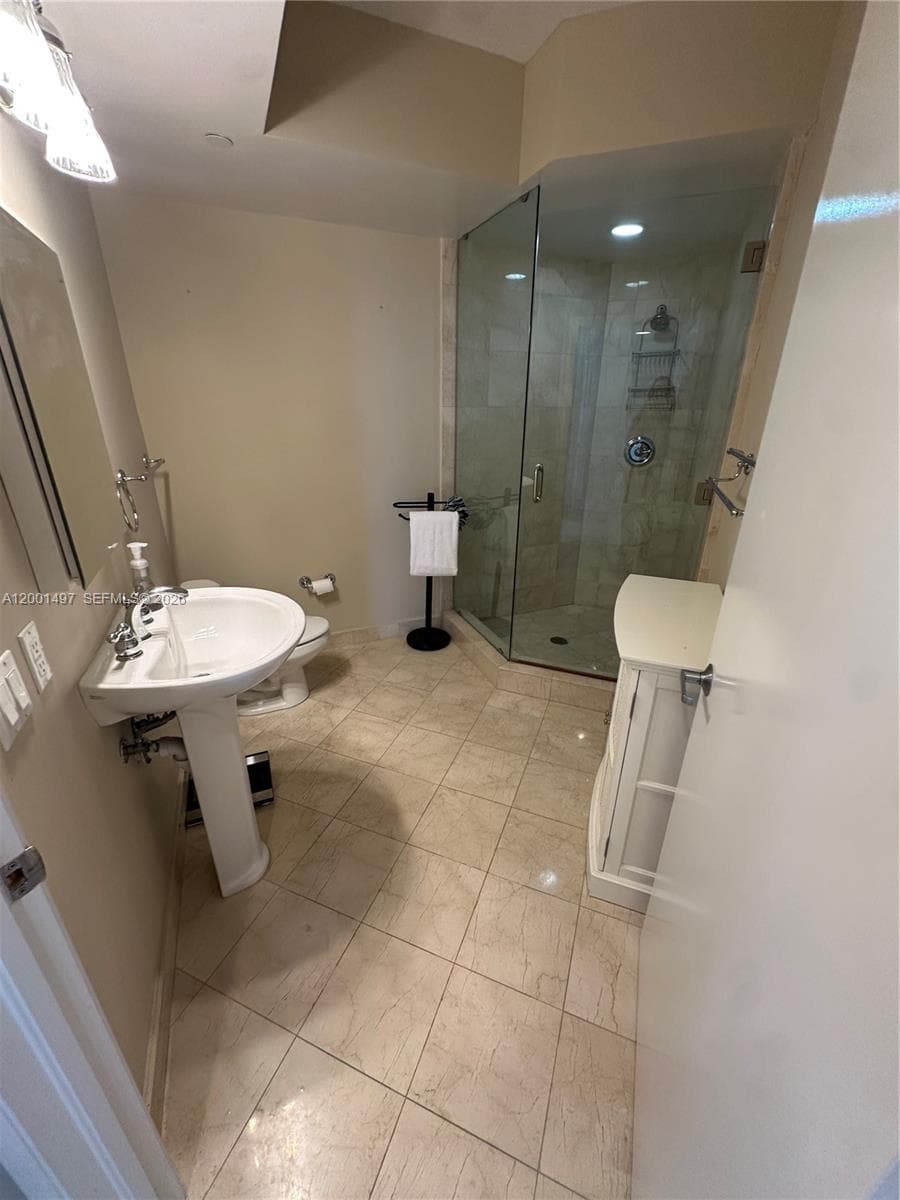 6365 Collins Ave 1703 photo 14