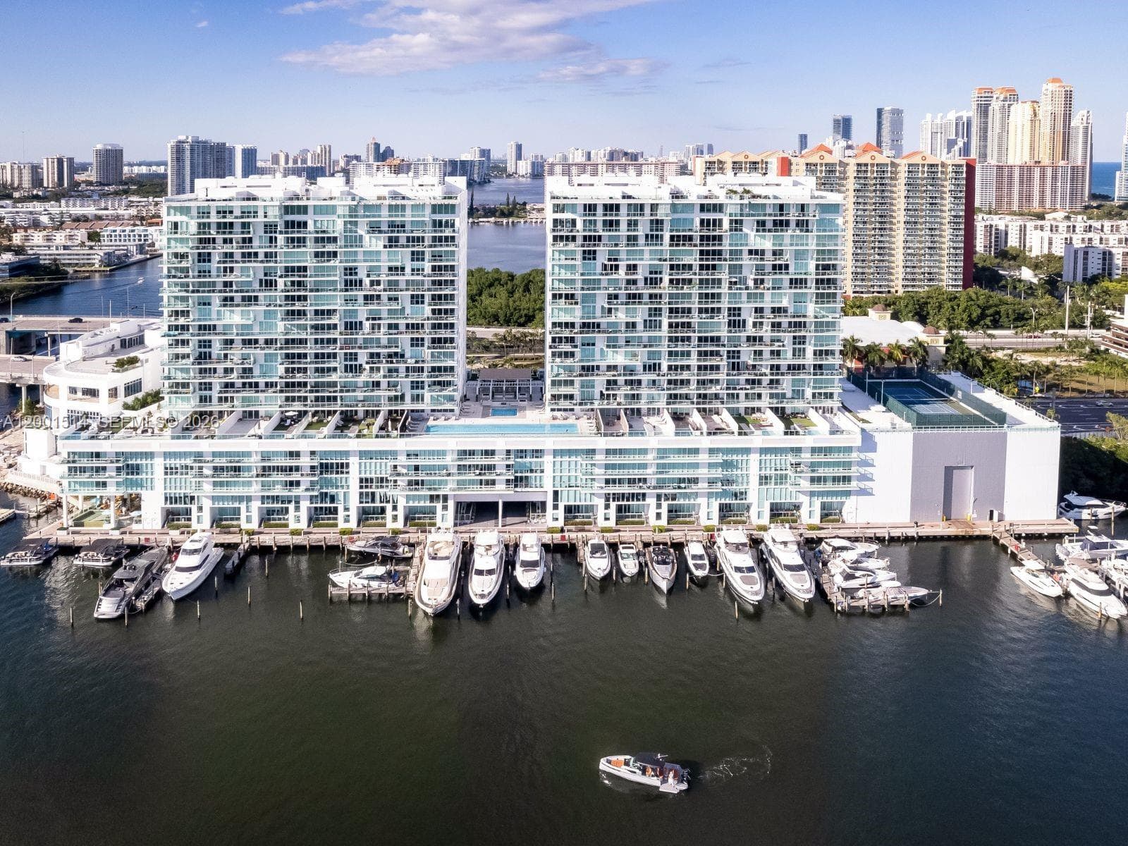 400 Sunny Isles Blvd 1416 photo 2