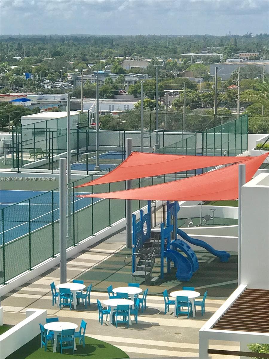 16385 Biscayne Blvd. 1902 photo 16