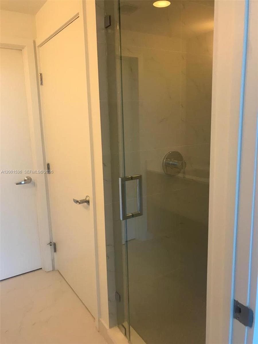 16385 Biscayne Blvd. 1902 photo 8