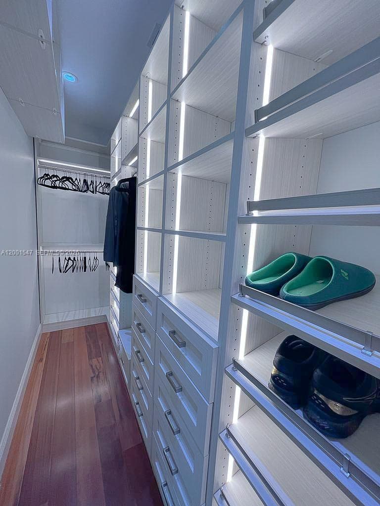 13300 Biscayne Bay Ter photo 20