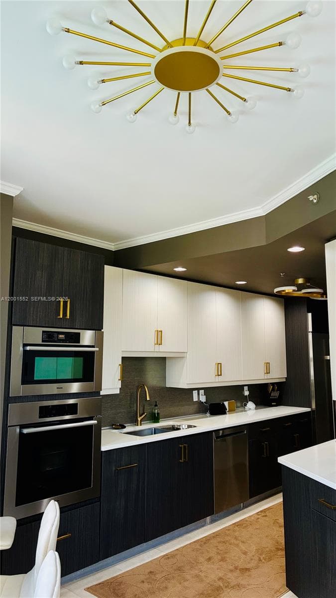 848 Brickell Key Dr 806 photo 23