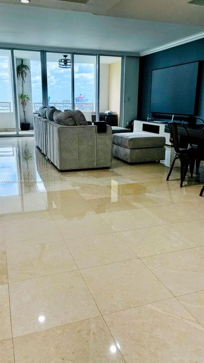 848 Brickell Key Dr 806 photo 5