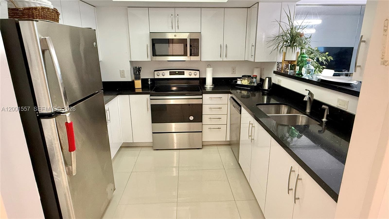 17375 Collins Ave 1006 photo 6
