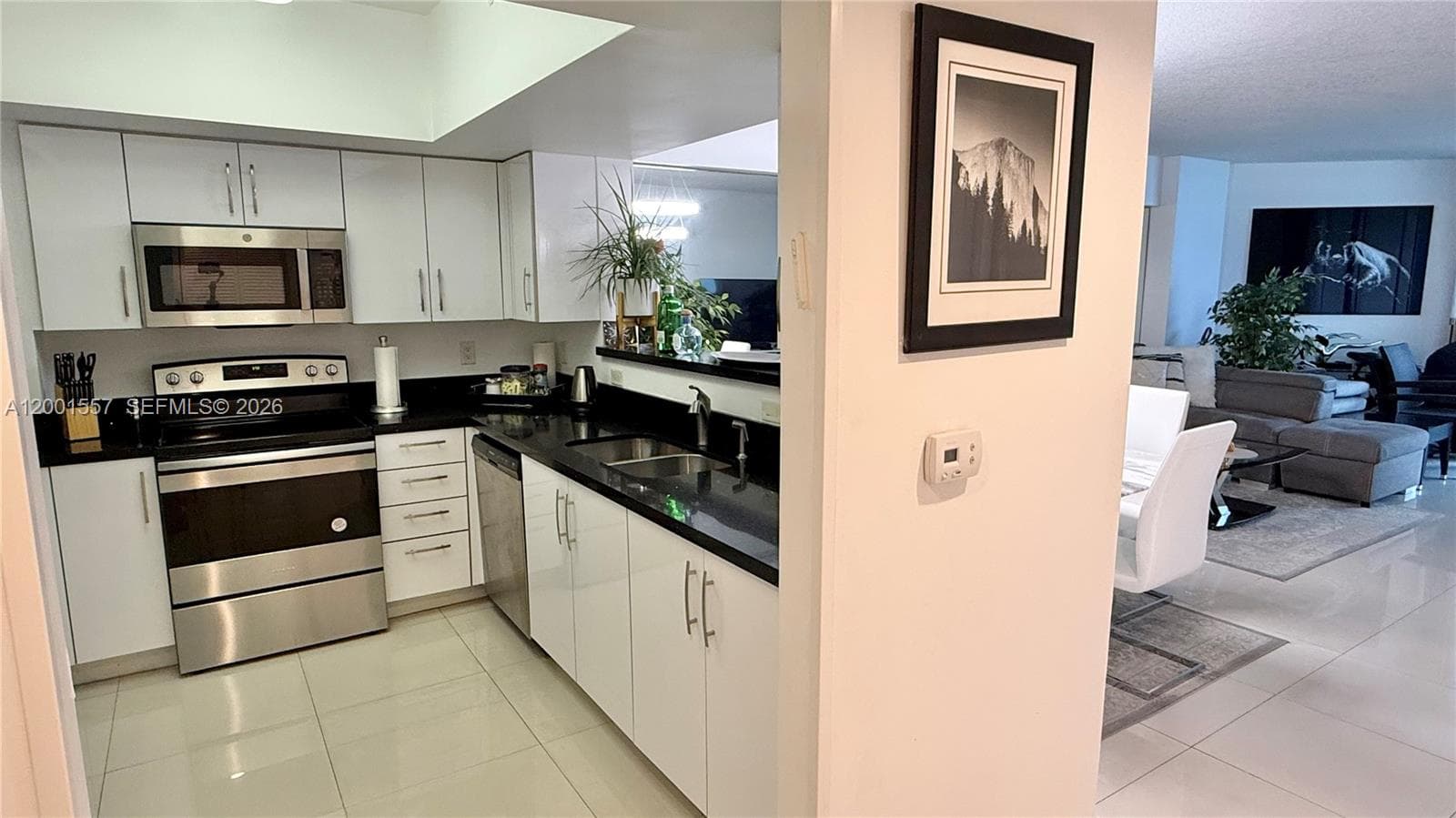 17375 Collins Ave 1006 photo 5