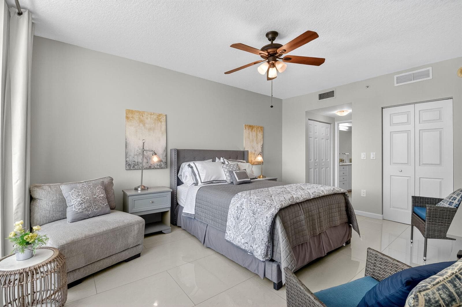 625 Casa Loma Boulevard 306 photo 12